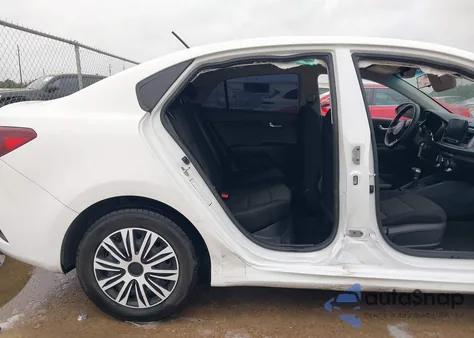 2022 Kia Rio S z USA, uszkodzony, nr VIN 3KPA24AD3NE435584